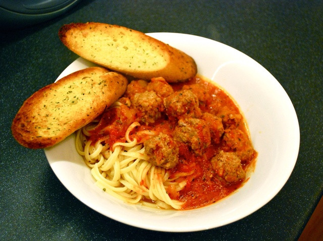 Authentic Italian Spaghetti Sauce Recipes
 How to Make Authentic Italian Meatballs and Pasta Sauce