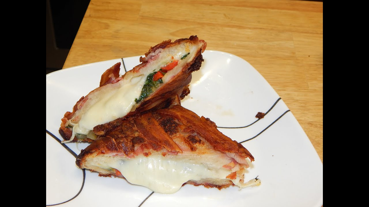 Bacon Wrapped Grilled Cheese Sandwiches
 How To Make A Bacon Wrapped Grilled Cheese Sandwich