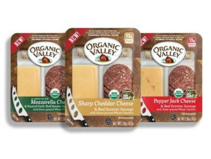 Cheese And Crackers Snack
 All organic snack kit with meat cheese crackers
