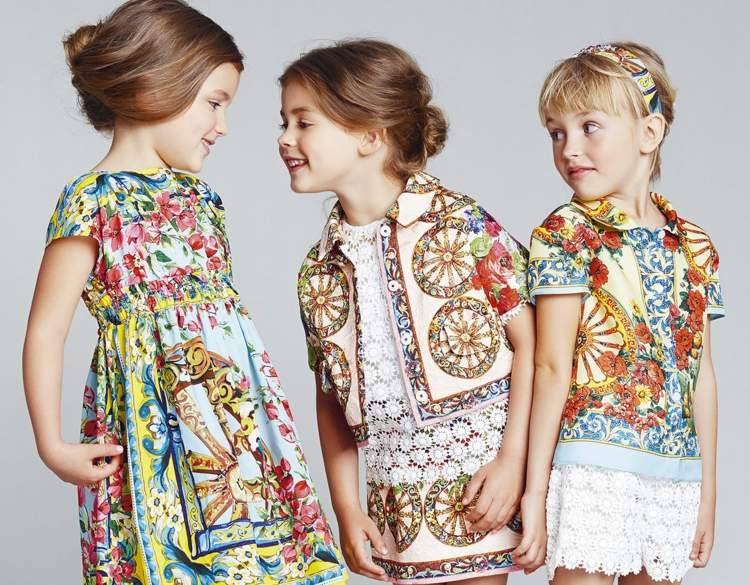 Children Fashion Clothes
 Kindermode für Mädchen charmante Outfits für Prinzessin