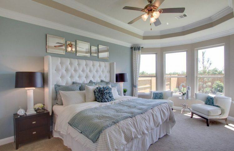 Crown Molding In Master Bedroom
 10 Beautiful Master Bedrooms with Accent Chairs