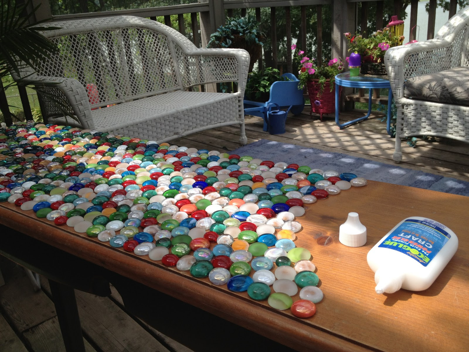 DIY Outdoor Table Top
 Junk Mail Gems