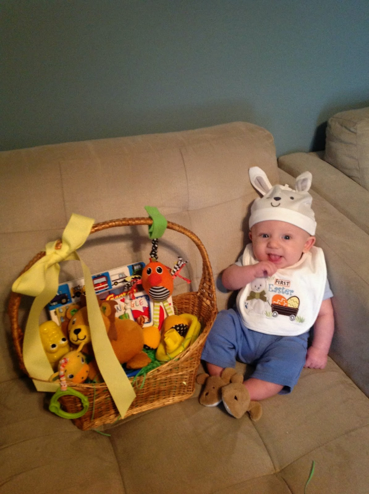 Easter Gifts For Babies
 Easter Basket Ideas for Babies and Toddlers 95 Ideas