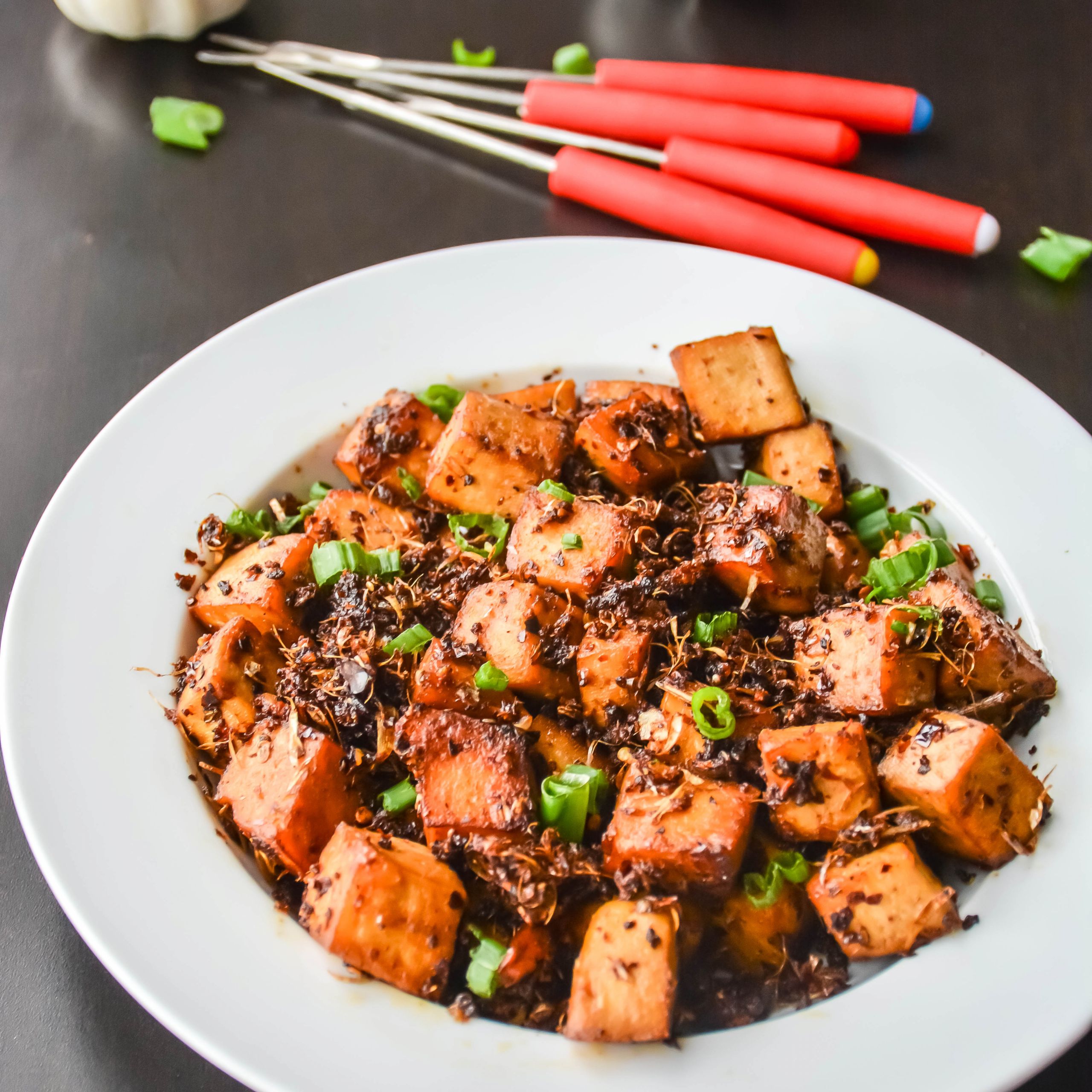 Easy Spicy Tofu Recipes
 Spicy Garlic Tofu in 10 minutes – Relish The Bite