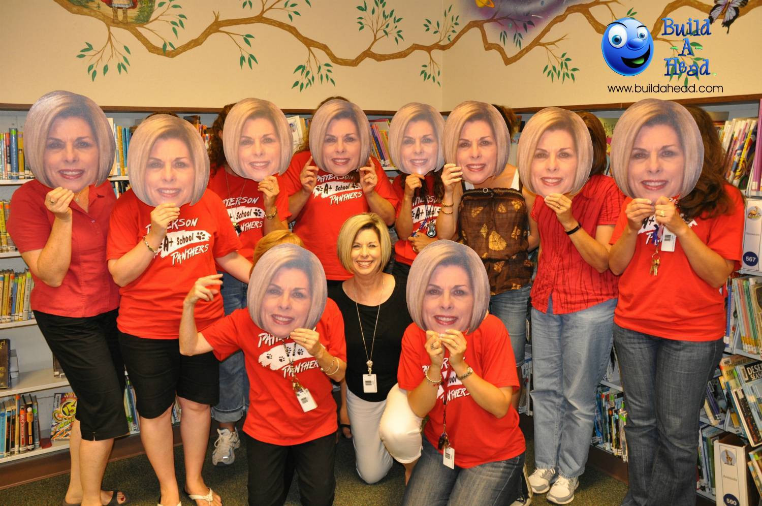 Family Retirement Party Ideas
 Big heads are perfect decorations and party favors for