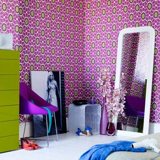 Girl Bedroom Wallpaper
 Patterned wallpaper