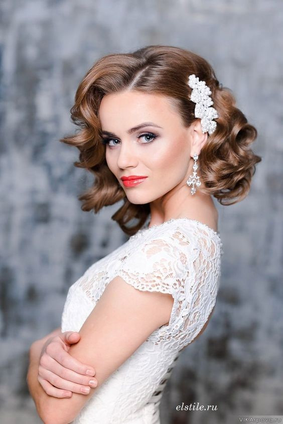 Hairstyles For Brides With Short Hair
 23 Perfect Short Hairstyles for Weddings Bride Hairstyle