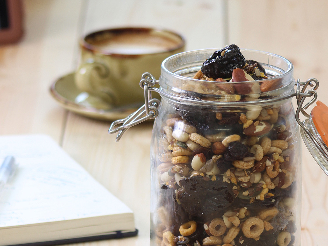 Healthy Midday Snacks
 Try this Super Easy Prune Trail Mix For a Midday Snack