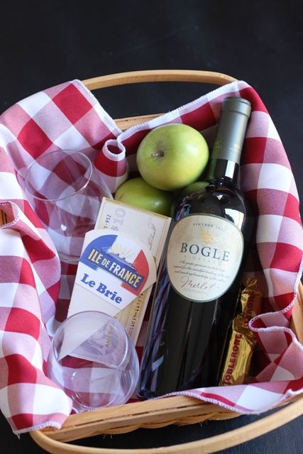 Homemade Wine Gift Basket Ideas
 How to Make an Easy Wine & Cheese Gift Basket