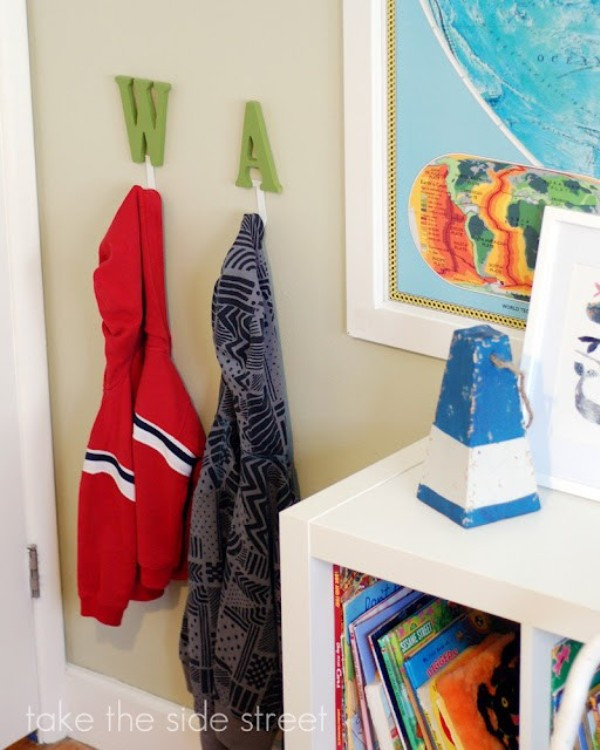 Hooks For Kids Room
 20 Interesting Kids’ Wall Hooks To Put Kids’ Rooms In