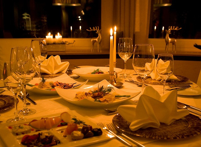 Lite Dinners For Two
 How to plan a Candlelight Dinner at Home With your love