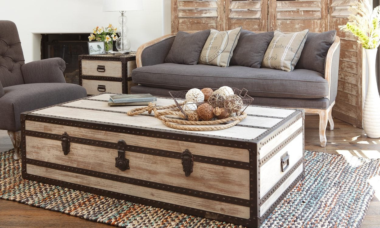 Living Room Chest Table
 4 Essential Ideas to Help You Fill a Hope Chest