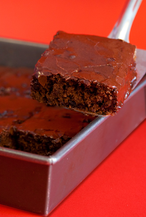 Low Fat Vegan Desserts
 A low fat vegan cherry chocolate cake recipe that uses