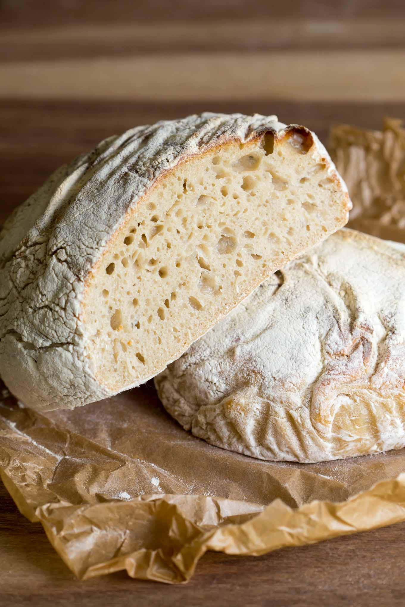 Making Sourdough Bread
 HOW TO MAKE SOURDOUGH BREAD