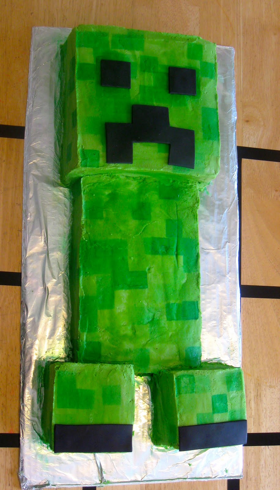 Minecraft Birthday Cake Ideas
 the mama A Minecraft Birthday