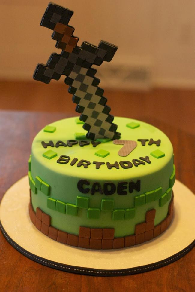 Minecraft Birthday Cake Ideas
 17 of the Coolest Minecraft Birthday Cakes Ever Created