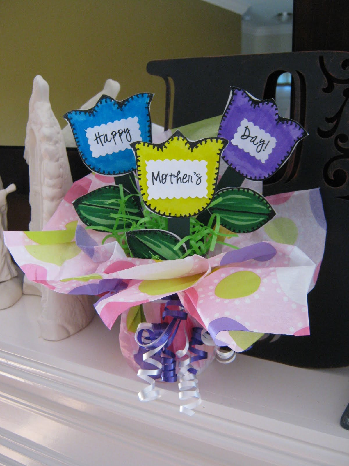 Mothers Day Cheap Gift Ideas
 Ginger Snap Crafts take a look easy mother s day craft