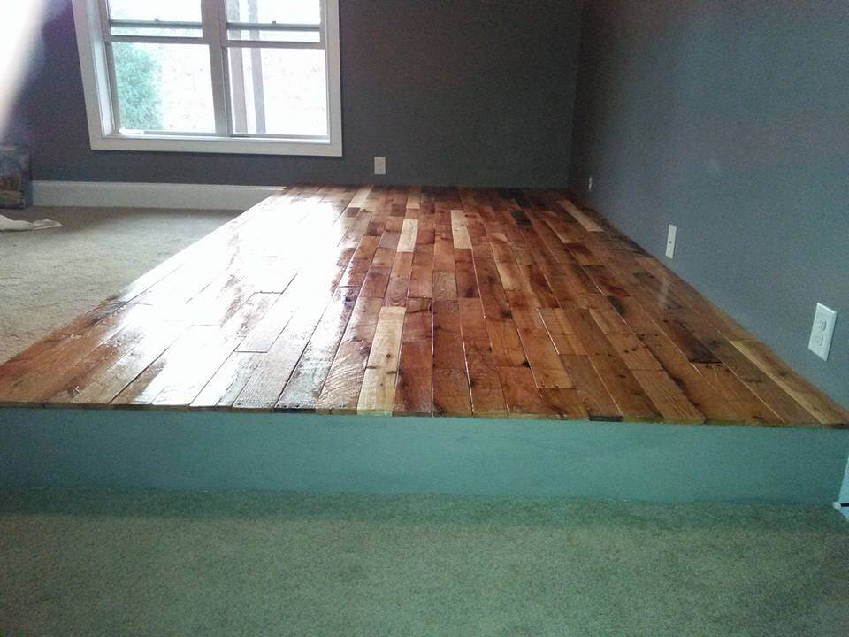 Pallet Wood Floor DIY
 DIY Pallet Flooring At no Cost
