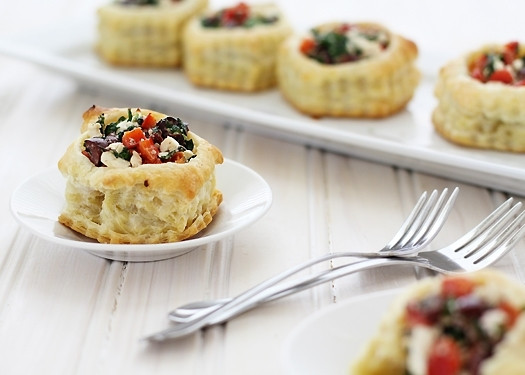 Puff Pastry Ideas Appetizers
 Greek Puff Pastry Appetizers with Kalamata Olives