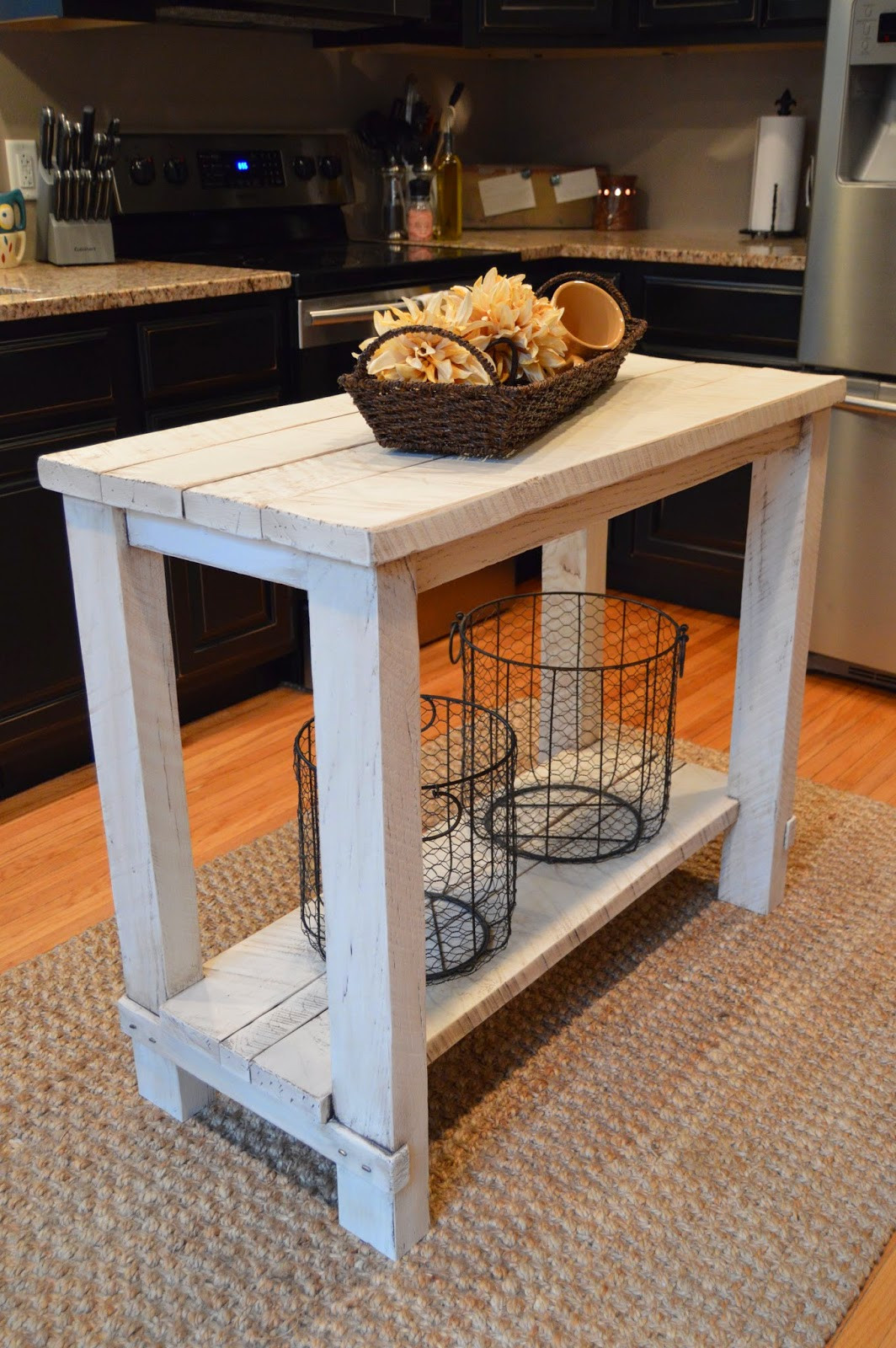 Rustic Wood Kitchen Island
 15 Gorgeous DIY Kitchen Islands For Every Bud