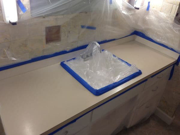 Spray Paint Bathroom Countertop
 How to Spray Paint Countertops