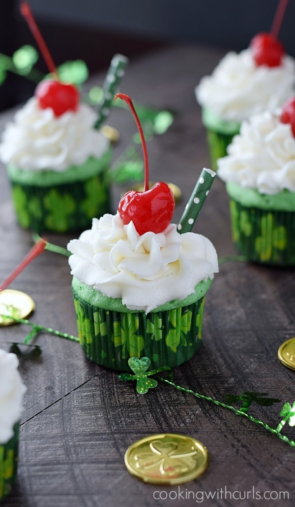 St Patrick'S Day Recipes Desserts
 7 Must Make St Patrick s Day Desserts