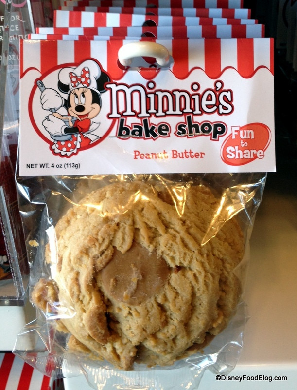 Tate'S Bake Shop Chocolate Chip Cookies
 Best Cookie Snacks in Walt Disney World