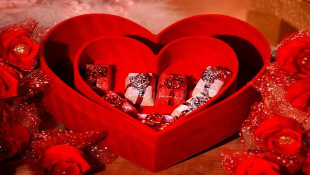Valentines Day Girlfriend Gift Ideas
 Valentine’s day t ideas for boyfriend and girlfriend