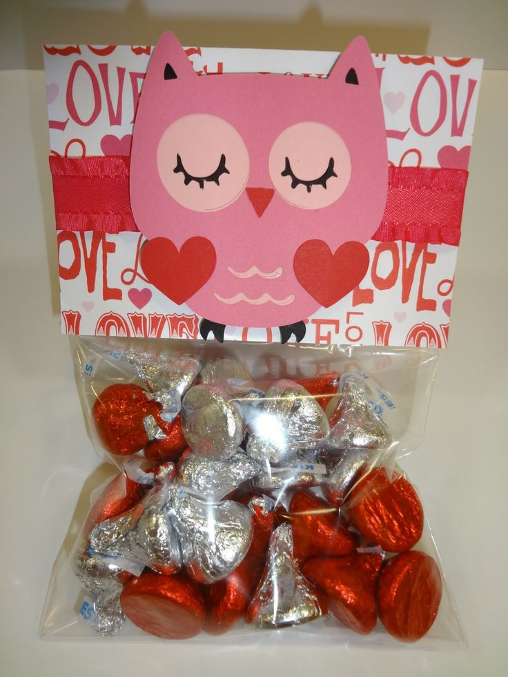 Valentines Day Goodie Bag Ideas
 17 Best images about Classroom Goo Bags on Pinterest