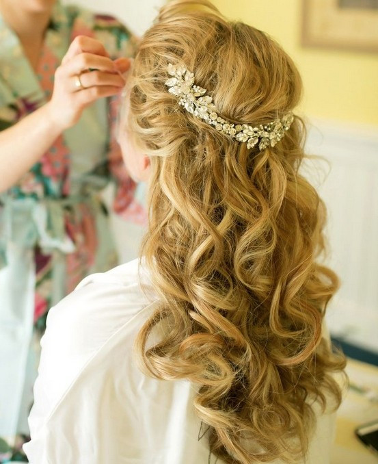 Wedding Hairstyles For Long Curly Hair
 36 Breath Taking Wedding Hairstyles for Women Pretty