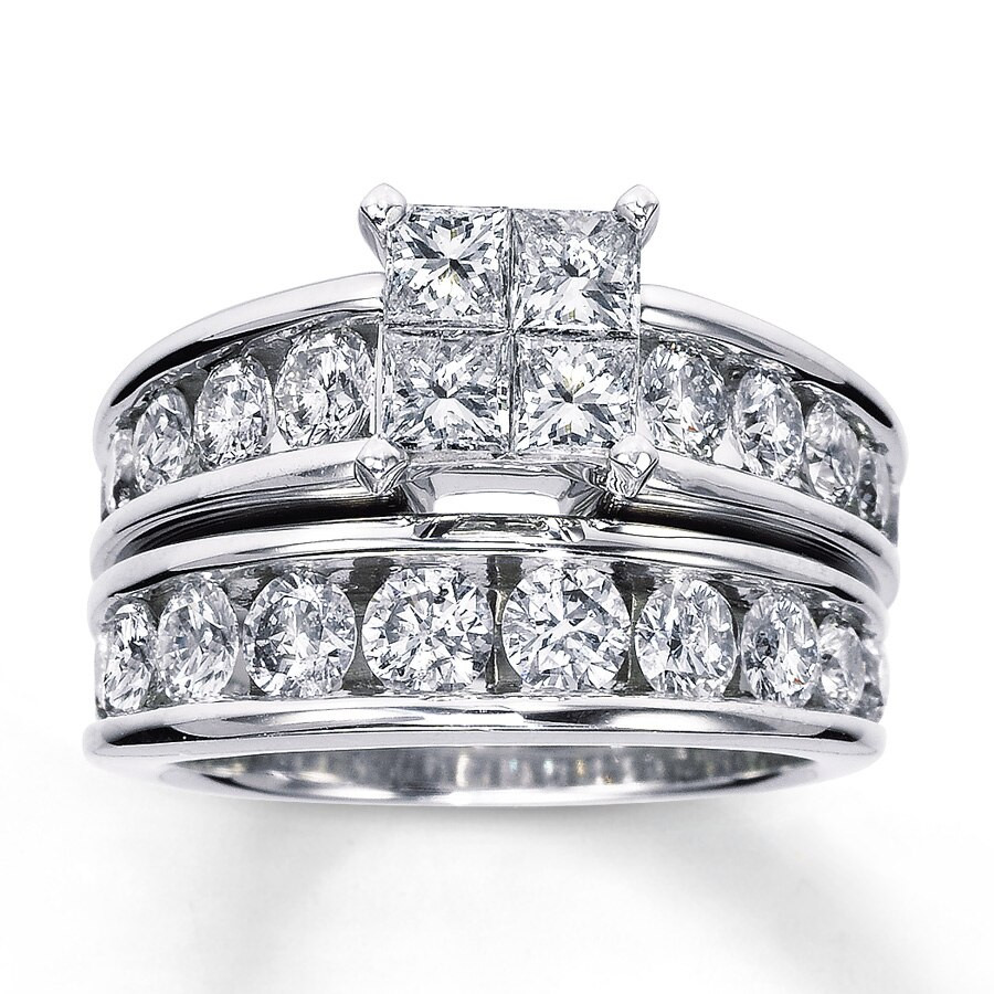 Wedding Ring Stores
 Diamond Bridal Set with princess cut engagement ring and