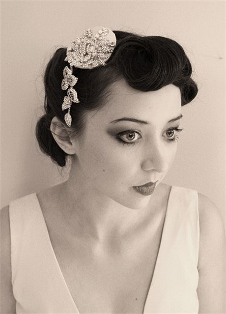 1950s Wedding Hairstyles
 Hairstyles in the 1950s