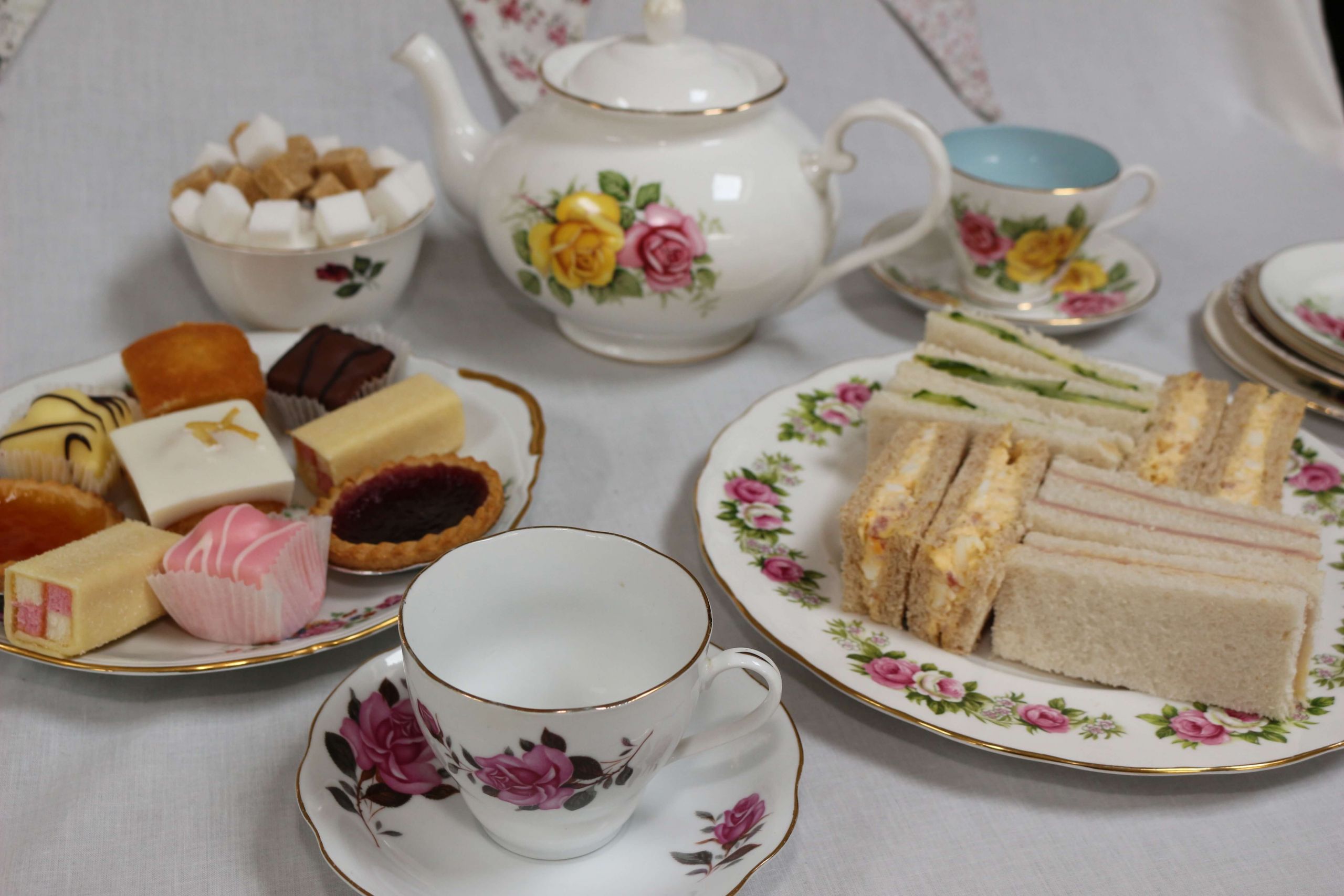 Afternoon Tea Party Ideas
 10 Ideas to make your Afternoon Tea Party extra special