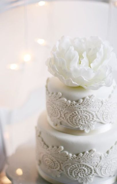 All White Wedding Cakes
 31 Exquisite All White Wedding Cakes Weddingomania