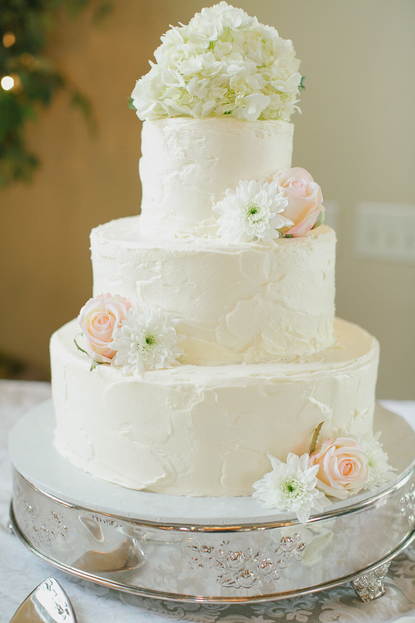 All White Wedding Cakes
 Simple All White Wedding Cake With Fresh Flowers