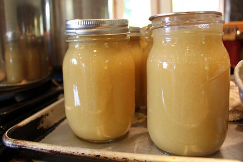 Applesauce Recipe For Canning
 How to Can Applesauce