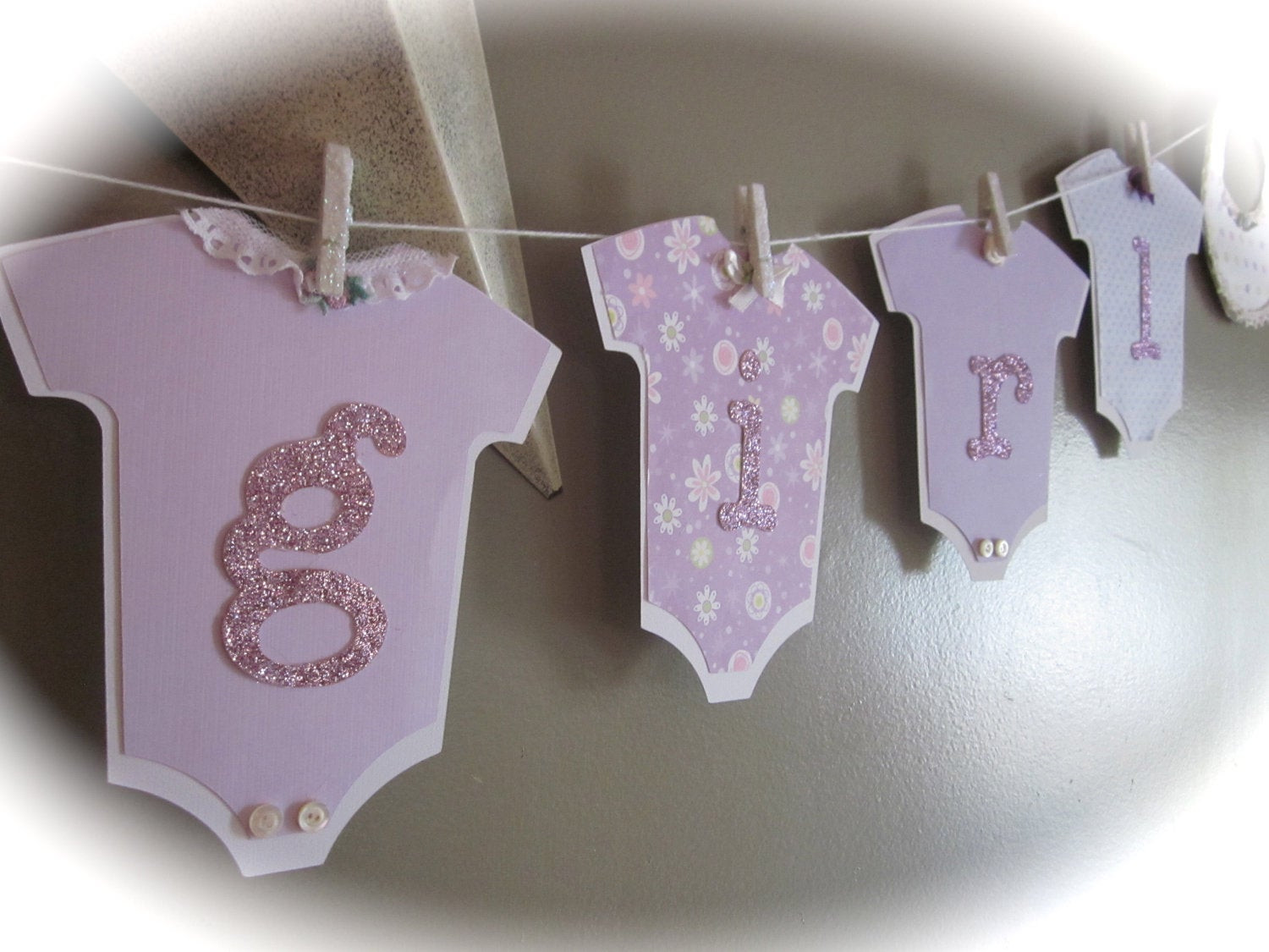 Baby Banner DIY
 Wel e Baby ITS A GIRL banner shower baby by ThePinkPapermill