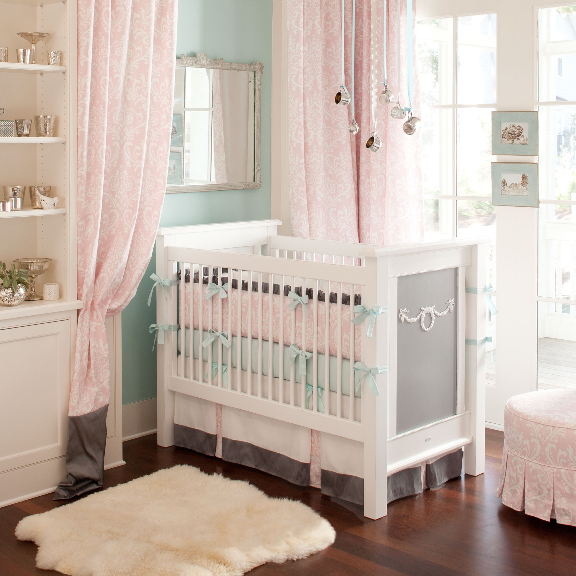 Baby Crib Decor
 Giveaway Carousel Designs Crib Bedding Set