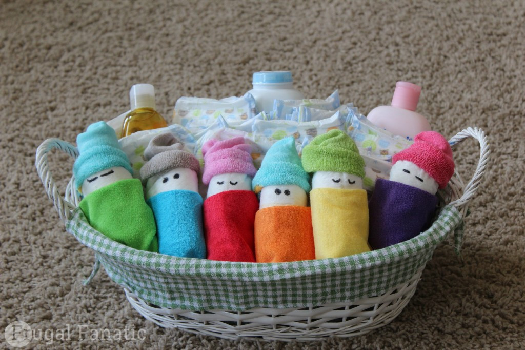 Baby Shower Gifts Made With Diapers
 7 DIY Baby Shower Decorations Care munity