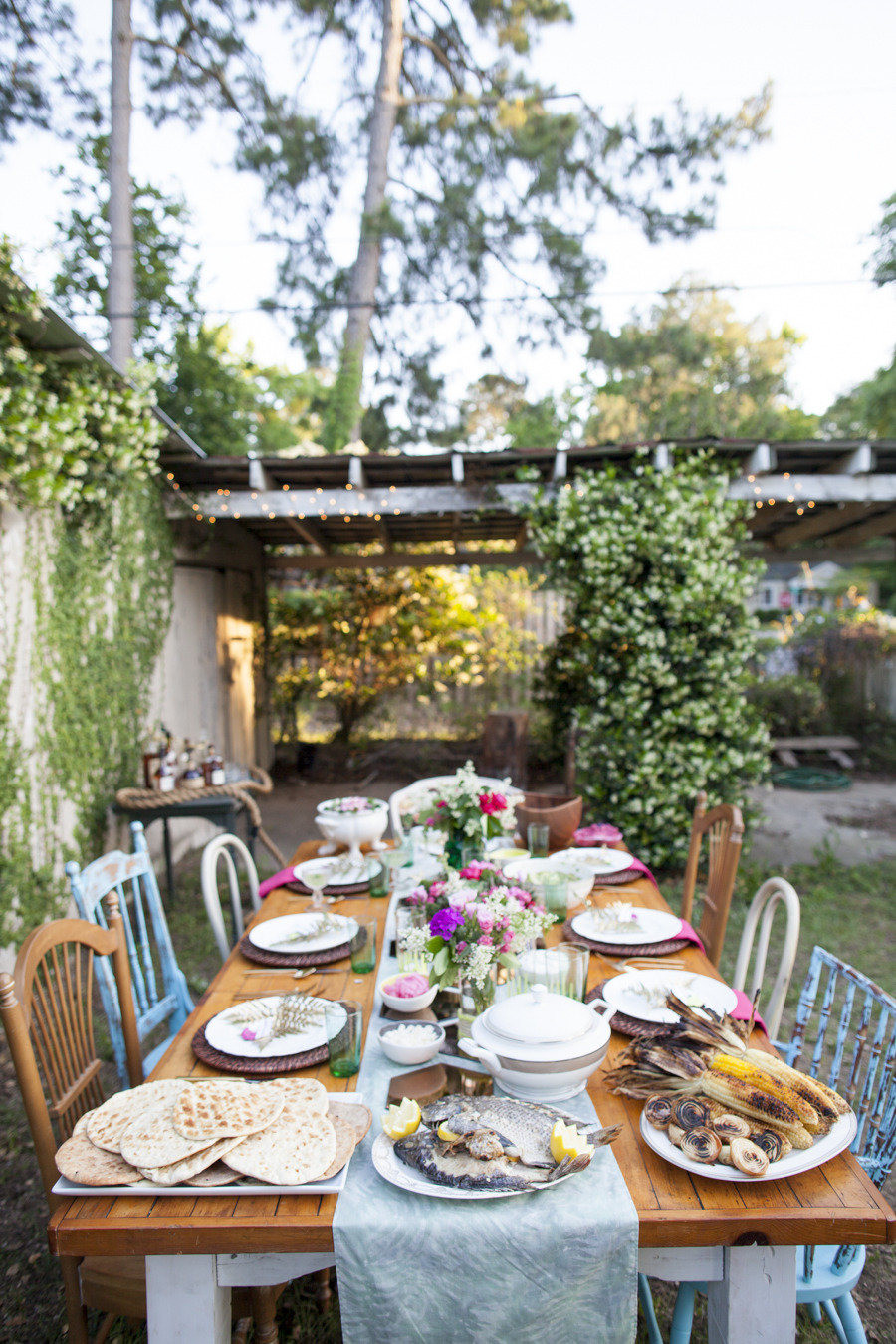 Backyard Bbq Decorations
 50 Outdoor Party Ideas You Should Try Out This Summer