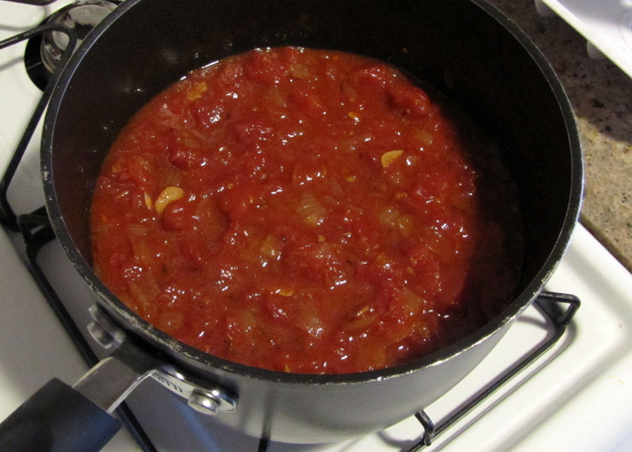 Basic Tomato Sauce
 Smells Like Food in Here Mario Batali s Basic Tomato Sauce