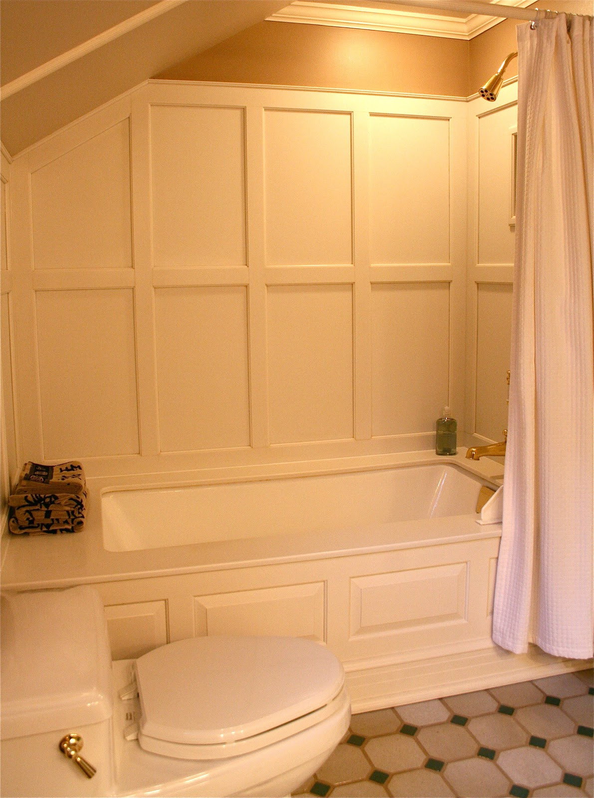 Bathroom Wall Covering Options
 Antiqueaholics BATHTUB SURROUND PANELED WITH CORIAN