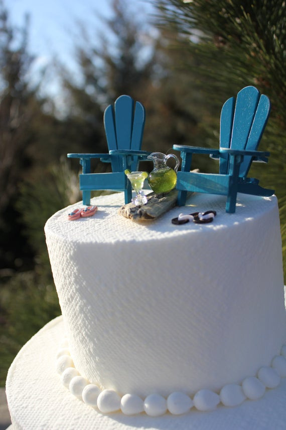 Beach Theme Wedding Cake Toppers
 Beach Theme Wedding Cake Topper by LandscapesNMiniature on