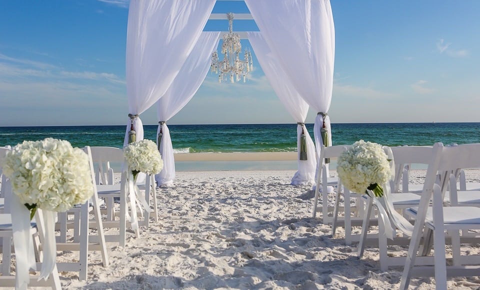 Beach Wedding In Florida
 4 Reasons to Get Married at Our Destin FL Beach Wedding Venues