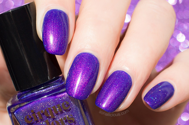 Beautiful Nail Colors
 This Nail Polish Is Nothing Like You ve Ever Seen Before