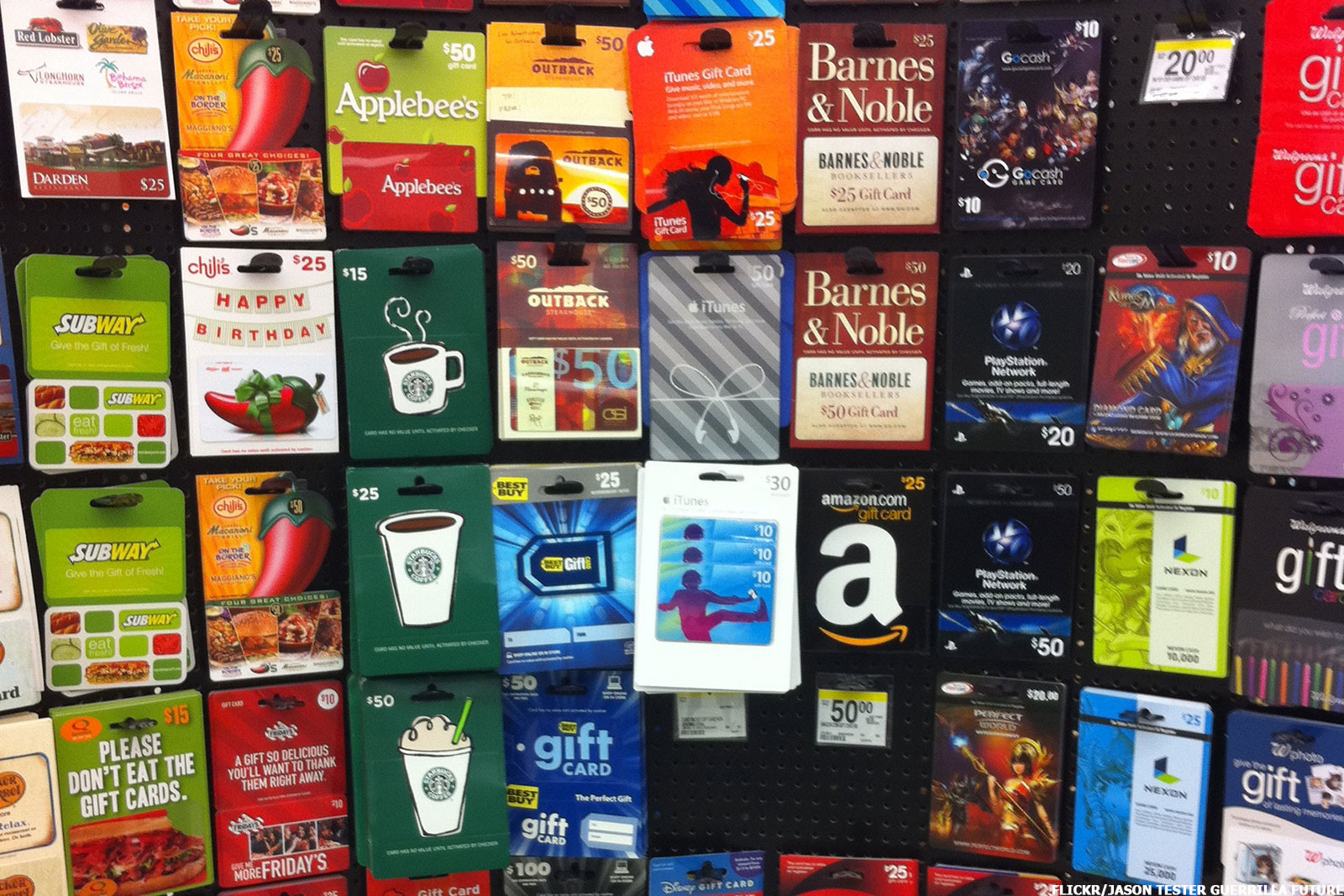 Best Gift Card Ideas
 9 Holiday Gift Cards That Give You Something for Nothing