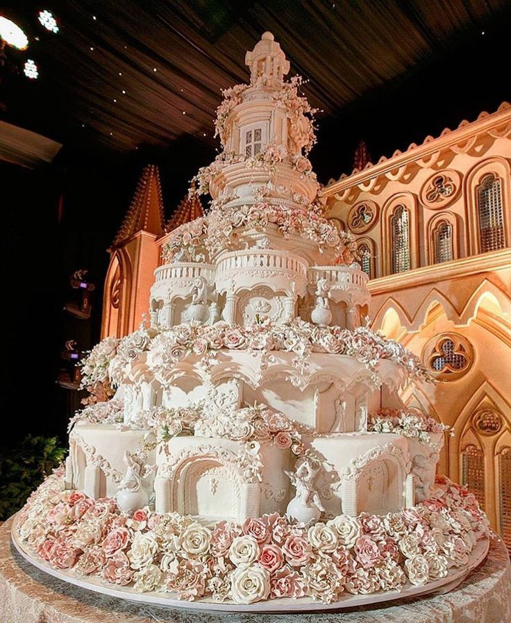 Big Wedding Cakes
 47 best Big Wedding Cakes images on Pinterest