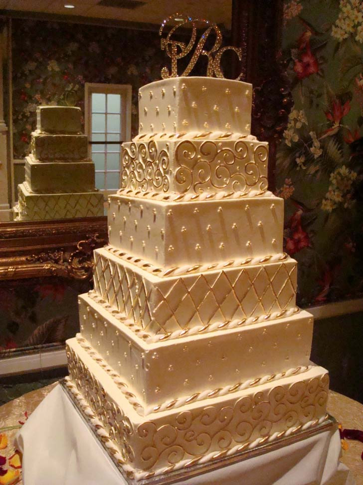 Big Wedding Cakes
 Top of the 5 Big Wedding Cakes