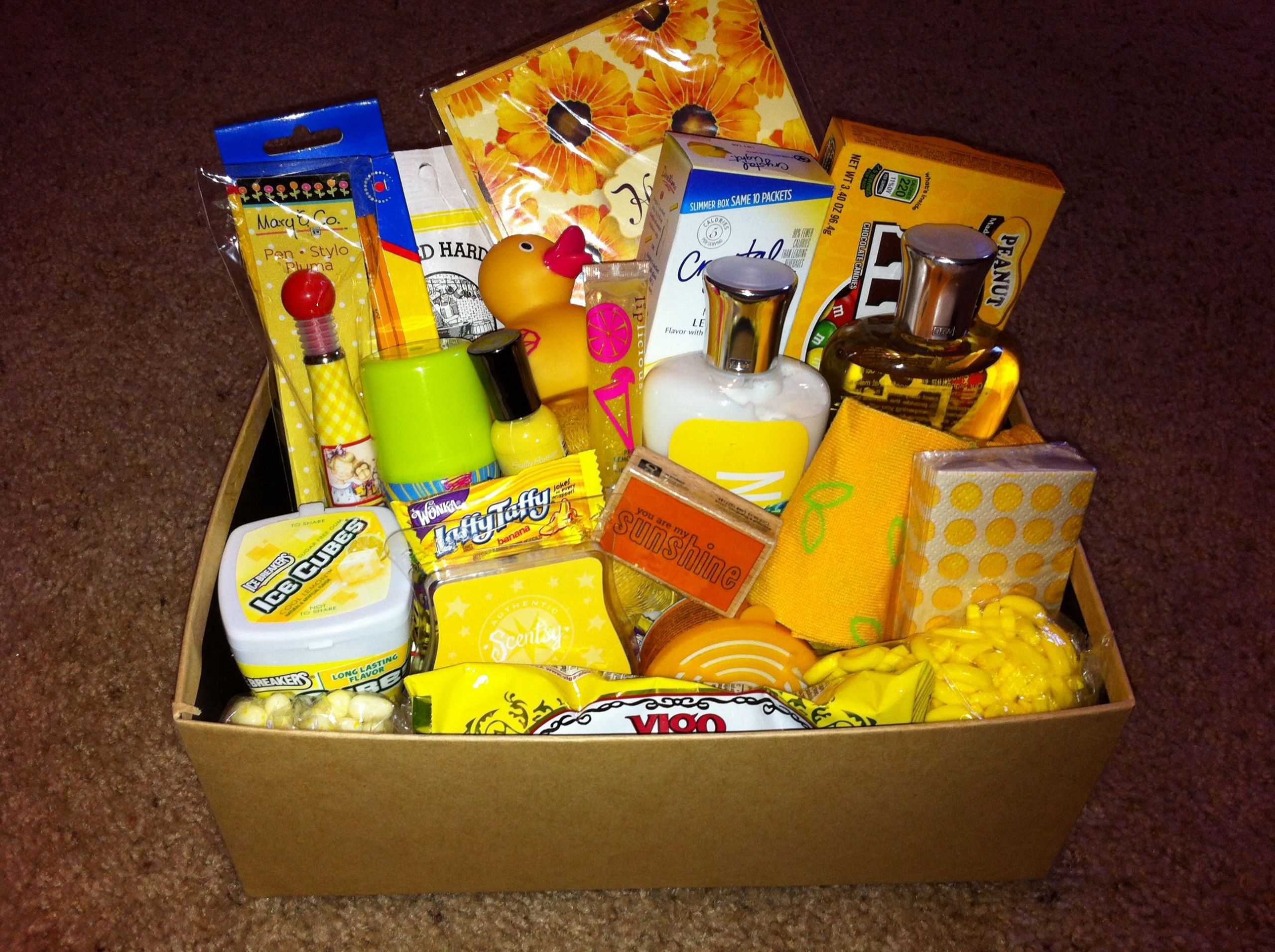 Birthday Box Gift Ideas
 "Box of sunshine" my best friend made this for my birthday