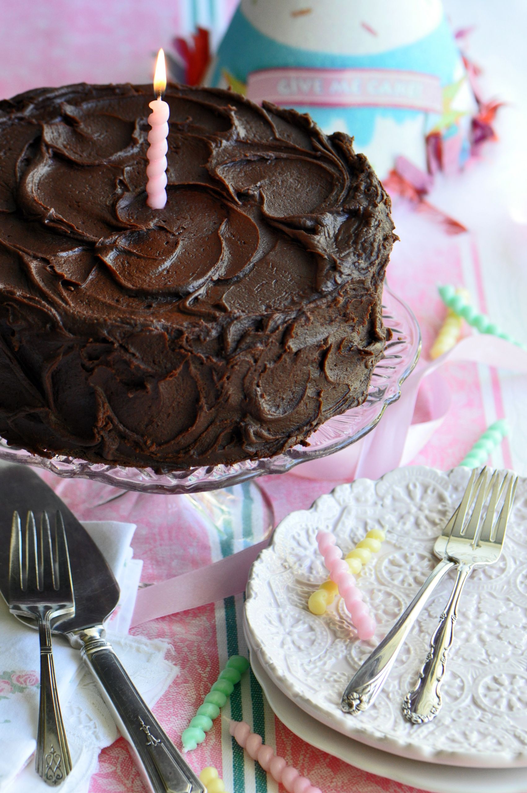 Birthday Chocolate Cake
 Chocolate Fudge Birthday Cake Baking Recipe